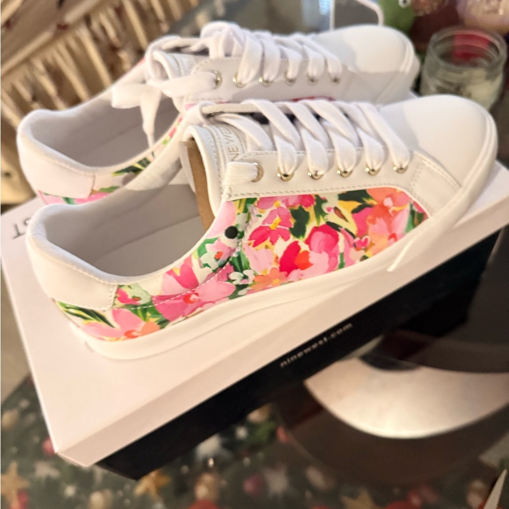 Nine West White‎ and Pink Floral Sneakers - Picture 8 of 16